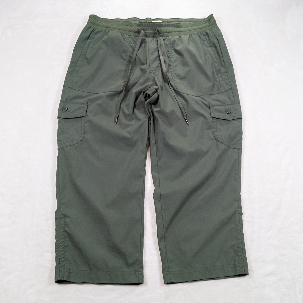 LL Bean Vista Camp Capri Pants Women L Green Cargo Hiking Outdoor Crop Granola